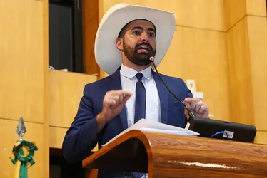 Imagem ilustrativa da imagem Deputado diz ter sido agredido por guarda na Serra