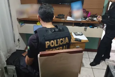 Imagem ilustrativa da imagem Desenvolvedor de sites é preso por suspeita de violência sexual pela internet no ES