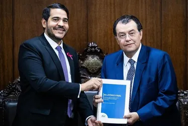 
          Imagem ilustrativa da imagem Eduardo Leite admite não disputar a presidência do PSDB
          