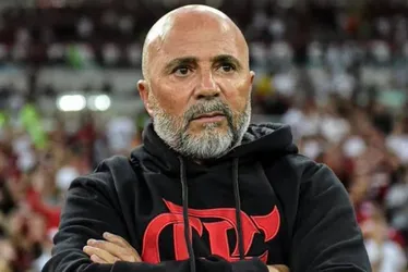 Imagem ilustrativa da imagem Encontro de 10 minutos selou saída de Jorge Sampaoli