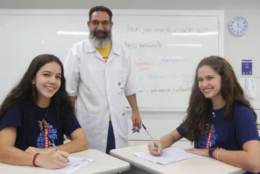 Imagem ilustrativa da imagem Enem 2023: Professores apontam quais são os temas mais cotados para a Redação