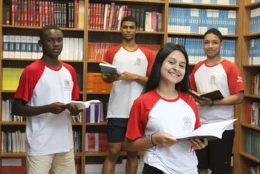 Imagem ilustrativa da imagem Escolas públicas do ES abrem 254 mil vagas para 2024