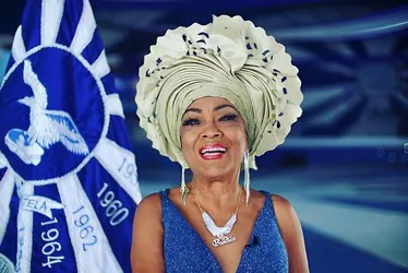 Imagem ilustrativa da imagem Ex-porta-bandeira fala de abordagem racista em aeroporto de Brasília