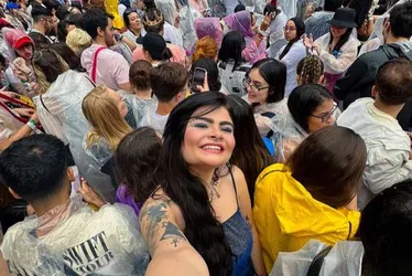 Imagem ilustrativa da imagem Fã de Taylor Swift tem celular roubado após show, pede fotos e ladrão envia