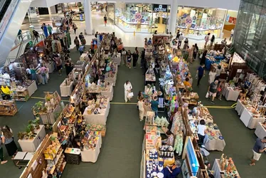 Imagem ilustrativa da imagem Feira em shopping traz peças do artesanato pernambucano