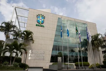 Imagem ilustrativa da imagem Fifa e Conmebol não aprovam interferência na CBF e apontam para possíveis punições