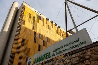 Imagem ilustrativa da imagem Golpistas usam nome da Anatel para 'tomar' clientes de operadora