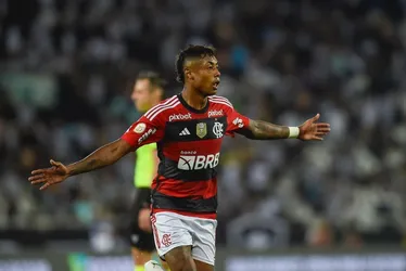 Imagem ilustrativa da imagem Grêmio e Inter estudam fazer proposta para tirar Bruno Henrique do Flamengo