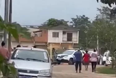 Imagem ilustrativa da imagem Homem pula em valão ao tentar fugir da polícia em Vila Velha