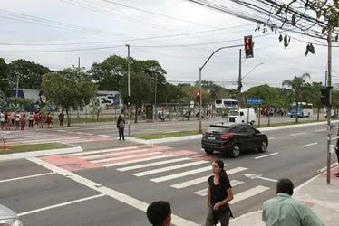 Imagem ilustrativa da imagem Imprudência no trânsito: Mais de 43 mil multas por avanço de sinal no ES