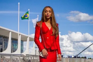 Imagem ilustrativa da imagem 'Inadmissível', diz Erika Hilton sobre governo manter campo 'sexo' no novo RG