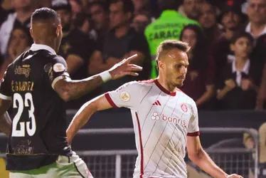 Imagem ilustrativa da imagem Inter impõe qualidade sobre o Vasco, vence e mantém cariocas em desespero