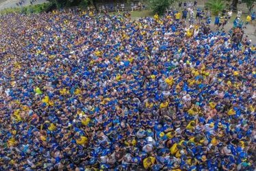 Imagem ilustrativa da imagem Invasão argentina e festa tricolor no Maracanã na final da Libertadores