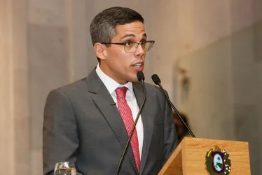 Imagem ilustrativa da imagem Jarbas Filho propõe isenção de taxa em vestibulares para alunos da Rede Pública