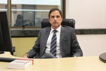 Imagem ilustrativa da imagem Juiz afastado da Lava Jato deve se livrar de punição após acordo para mudar de área