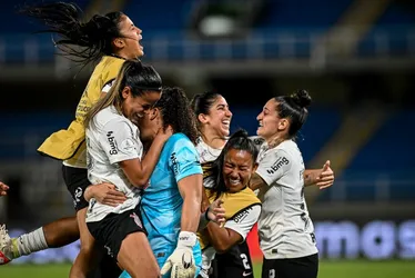 Imagem ilustrativa da imagem Libertadores: Corinthians supera o Inter e enfrenta o Palmeiras na final