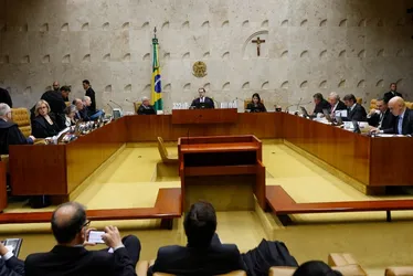 Imagem ilustrativa da imagem Licença-paternidade de 4 meses pode virar lei a partir de 2024