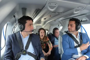 
          Imagem ilustrativa da imagem Lula avalia entregar projeto de infraestrutura ao Centrão
          