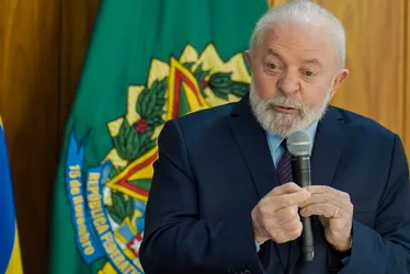 Imagem ilustrativa da imagem Lula é aprovado por 38% e reprovado por 30% em cenário estável, mostra Datafolha