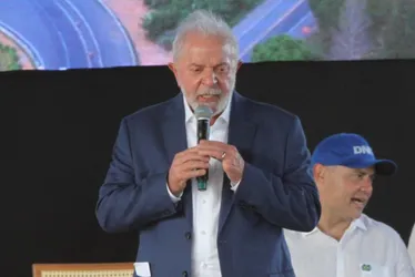Imagem ilustrativa da imagem Lula entrega Contorno do Mestre Álvaro, alfineta Bolsonaro e confirma obra no ES