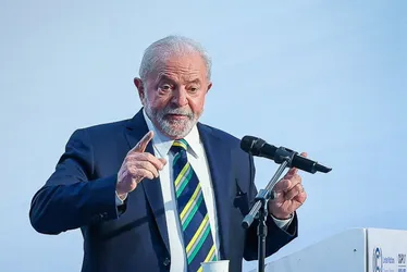 
          Imagem ilustrativa da imagem Lula recebe alerta de que PP na Caixa pode ferir a “joia” de Jader
          
