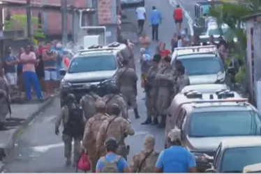 Imagem ilustrativa da imagem Mãe e 4 filhos são libertados após serem feitos reféns por criminosos em Salvador