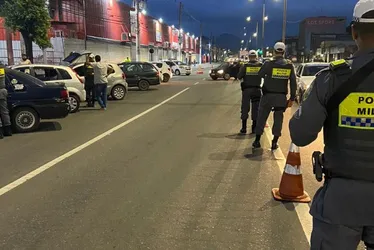 Imagem ilustrativa da imagem Mais de 900 motoristas abordados durante operação no feriado