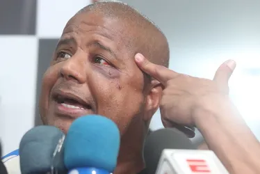 Imagem ilustrativa da imagem Marcelinho Carioca afirma que apanhou em sequestro