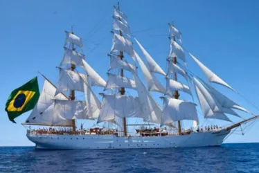 Imagem ilustrativa da imagem Marinha libera mais mil ingressos para visitação de navio-veleiro em Vitória
