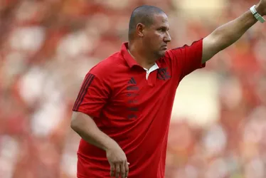 Imagem ilustrativa da imagem Mário Jorge fala em resgate de brilho no Flamengo e se coloca à disposição