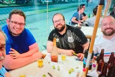 Imagem ilustrativa da imagem Médicos falavam sobre o futuro quando foram atacados no Rio