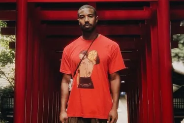 Imagem ilustrativa da imagem Michael B. Jordan destrói Ferrari milionária batendo em carro estacionado