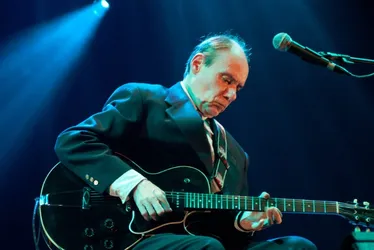 Imagem ilustrativa da imagem Morre Lanny Gordin, o guitarrista do Tropicalismo, aos 72 anos