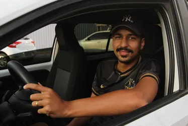 Imagem ilustrativa da imagem Motoristas pedem vagas maiores em estacionamentos