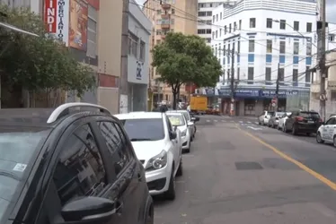Imagem ilustrativa da imagem Mulher é esfaqueada por companheiro que a obrigava a se prostituir