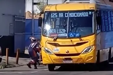 Imagem ilustrativa da imagem Mulher morre atropelada por um ônibus em Vitória