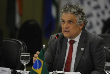 Imagem ilustrativa da imagem “Não temos hoje o melhor desenho do Bolsa Família”
