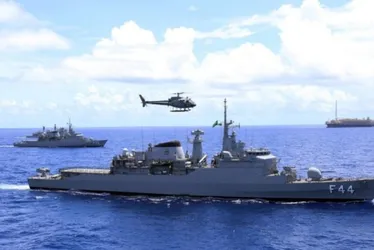 Imagem ilustrativa da imagem Navios da Marinha vão ser abertos para visitação no Porto de Vitória