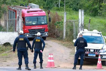 Imagem ilustrativa da imagem O que se sabe sobre a queda de avião que deixou 12 pessoas mortas no Acre