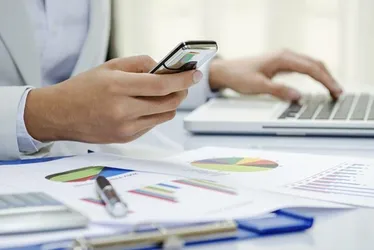 Imagem ilustrativa da imagem Operadoras de celular vão cortar serviço de quem atrasar pagamento de conta