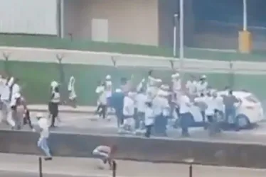 Imagem ilustrativa da imagem Organizadas de Botafogo e Santos brigam na estrada e dezenas são presos