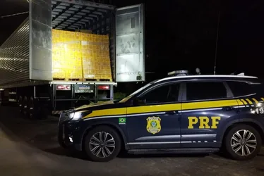 Imagem ilustrativa da imagem PRF apreende mais de 46 mil litros de cerveja durante fiscalização no ES