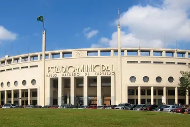Imagem ilustrativa da imagem Pacaembu será reaberto com 10 mil lugares e não deve receber final da Copinha