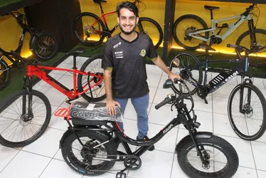 Imagem ilustrativa da imagem Patinete ou bicicleta elétrica, qual é a melhor opção?