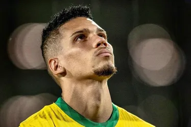 Imagem ilustrativa da imagem Paulinho é alvo de intolerância religiosa após jogo da seleção brasileira