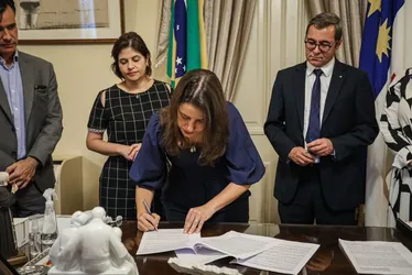 Imagem ilustrativa da imagem Pernambuco assina financiamento de R$ 197,6 milhões com o Banco do Brasil