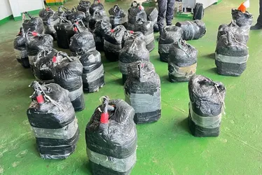 Imagem ilustrativa da imagem Polícia Federal apreende 1,5 tonelada de cocaína em navio no Porto de Vitória