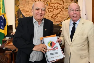 
          Imagem ilustrativa da imagem Presidente da Caixa faz gestos políticos e promete diálogo
          