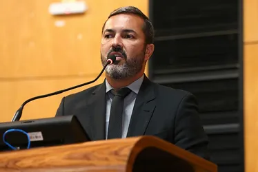 Imagem ilustrativa da imagem Presidente do PSB confirma pré-candidatura de Tyago Hoffmann em Vitória