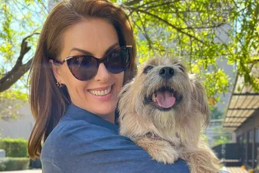 Imagem ilustrativa da imagem Quem é o cão resgatado que, segundo Ana Hickmann, a defendeu de agressão do marido?